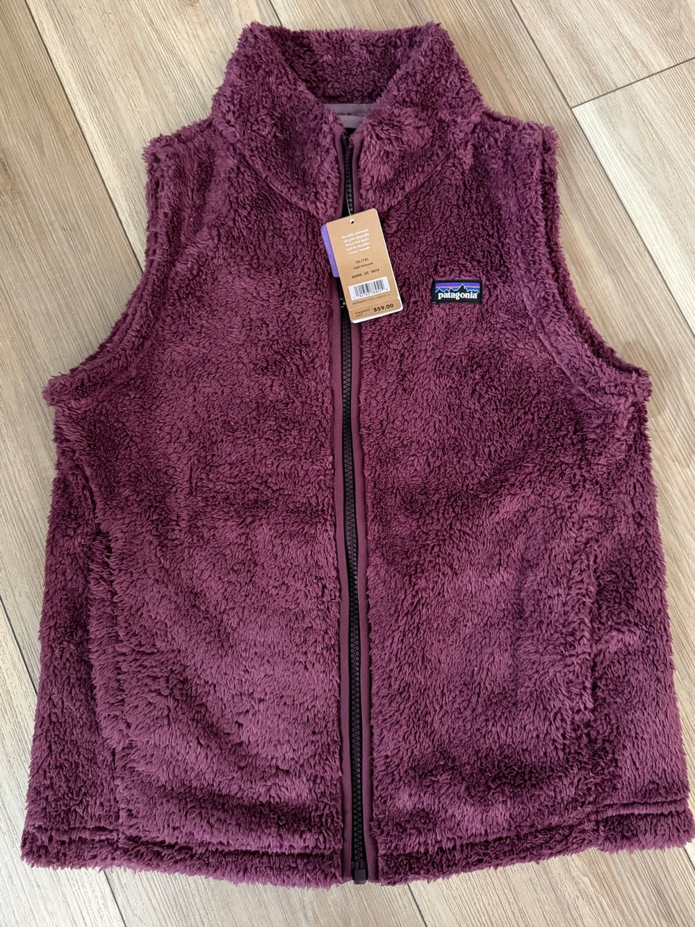 Brand new with tag Patagonia Kids' Plush Fleece Vest - Deep Berry size XL-14